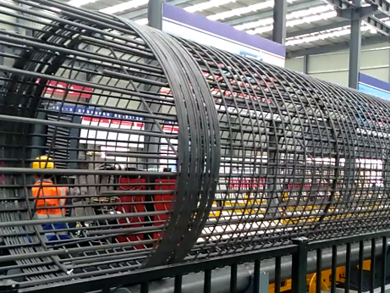 全自动钢筋笼焊接工作站