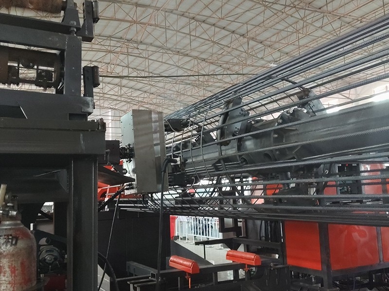 全自动钢筋笼焊接工作站